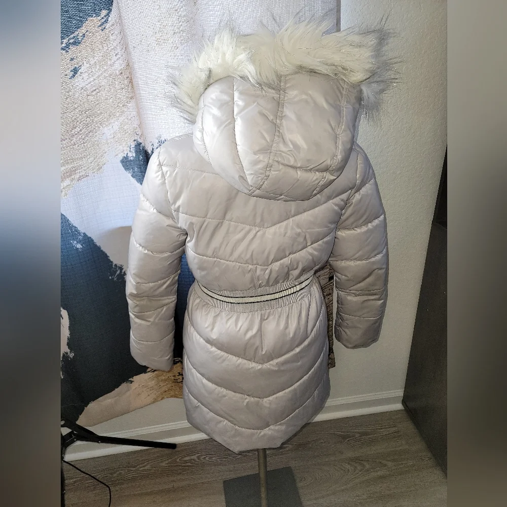 Girls silver Michael Kors coat - Picture 5 of 8